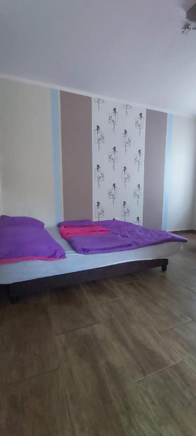 Babzsi Nyaralo Villa Vonyarcvashegy Buitenkant foto