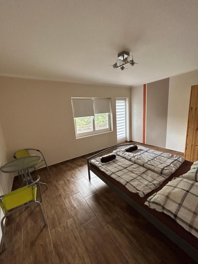 Babzsi Nyaralo Villa Vonyarcvashegy Buitenkant foto
