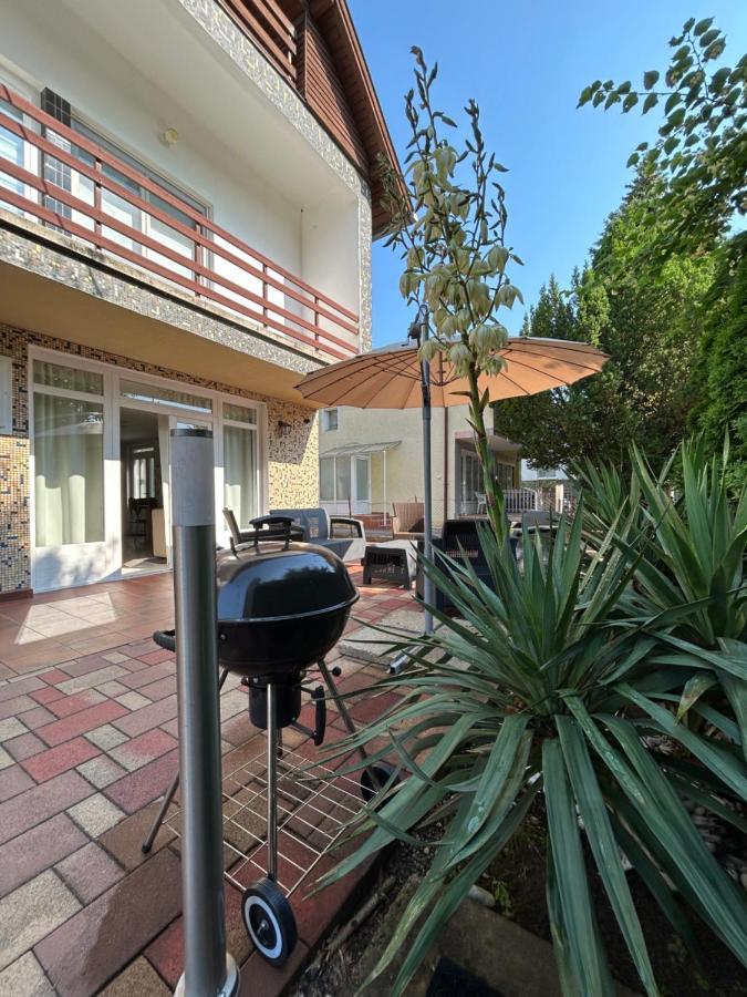 Babzsi Nyaralo Villa Vonyarcvashegy Buitenkant foto