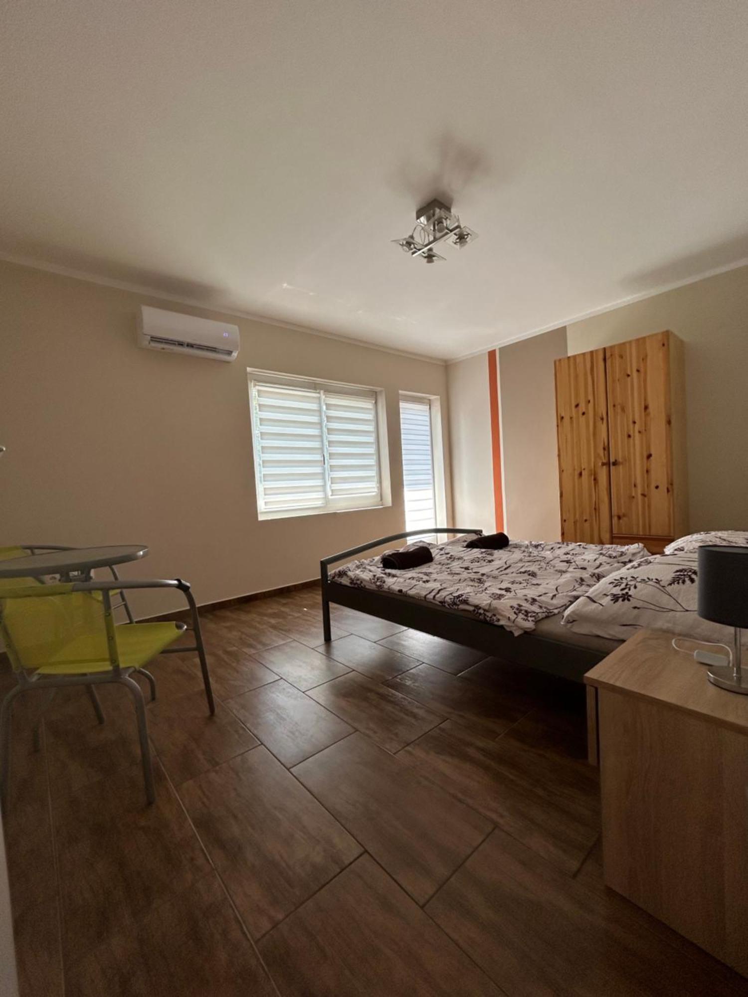 Babzsi Nyaralo Villa Vonyarcvashegy Buitenkant foto